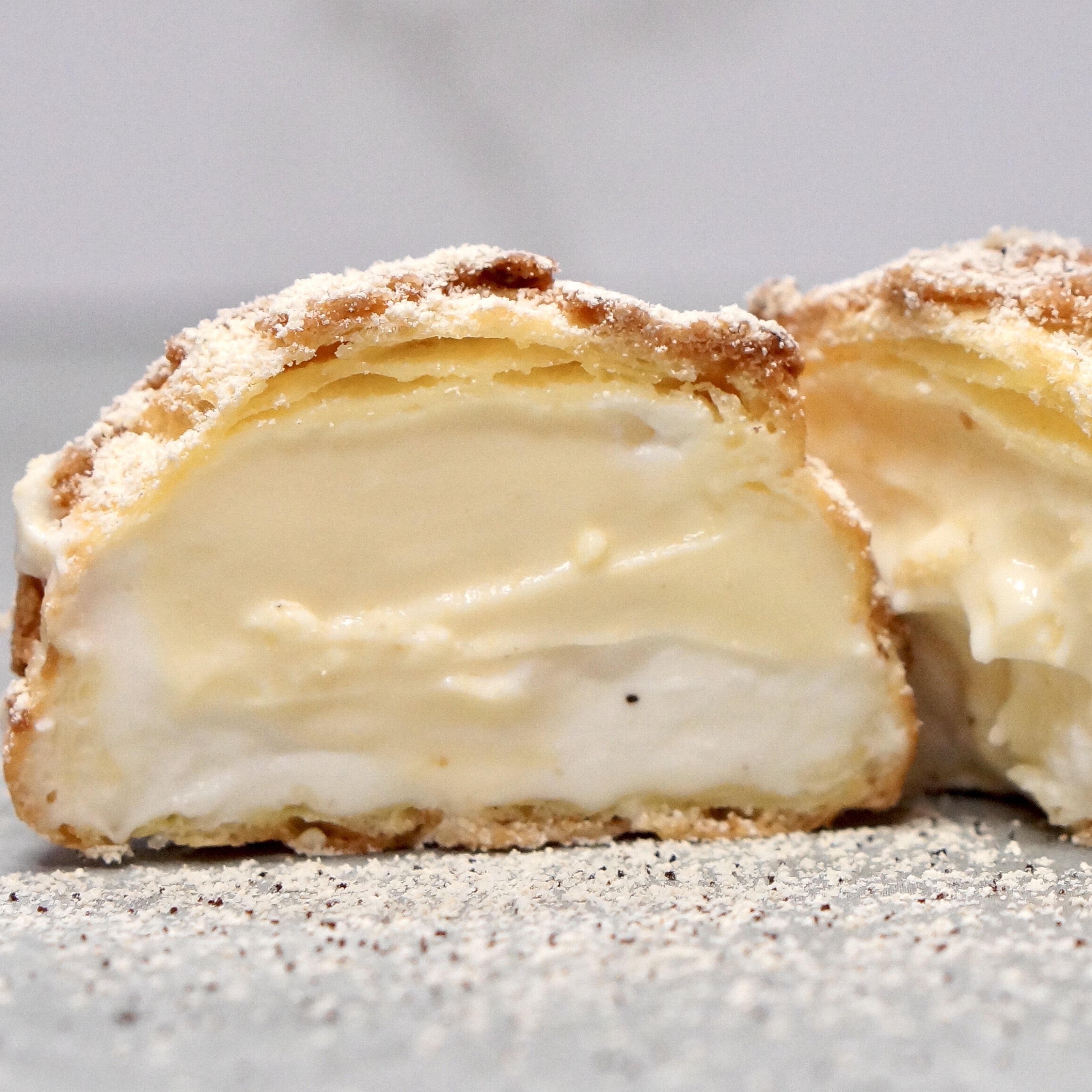 Cream Puff (Hazelnut）